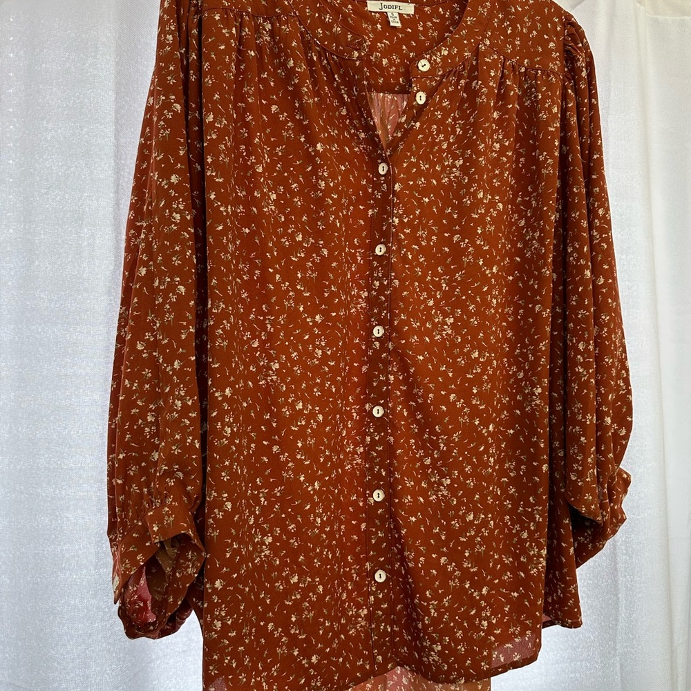 JODIFL Terracotta Floral Blouse